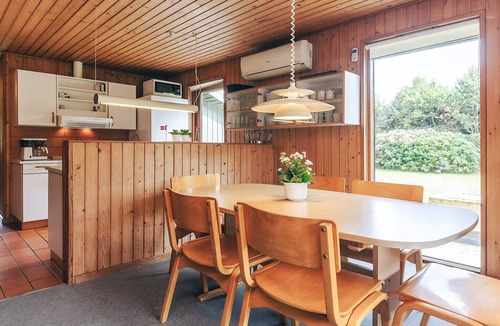 Bøtø By House | 8 person holiday home in Væggerløse-By Traum