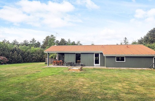 Bøtø By House | 8 person holiday home in Væggerløse-By Traum