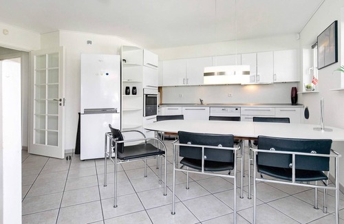 Bogense Apartment | 8 person holiday home on a holiday park in Bogense