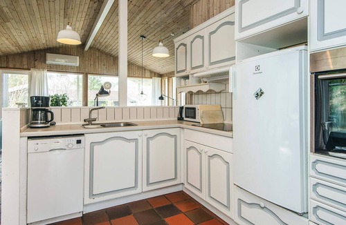 Femmøller House | 8 person holiday home in Ebeltoft