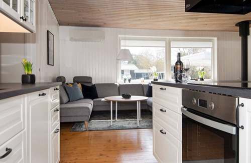 Vibæk Strand House | 8 person holiday home in Ebeltoft-By Traum
