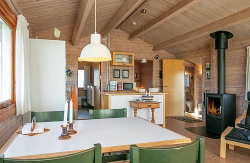 Vrist Strand House | 8 person holiday home in Harboøre
