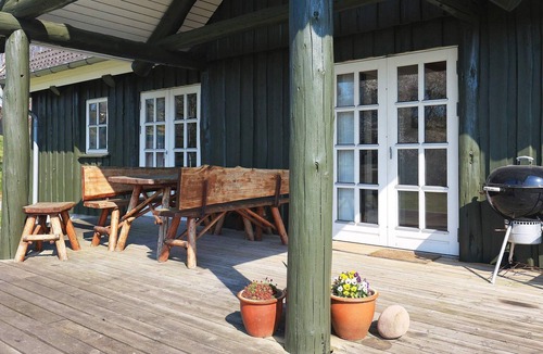Hjarbæk House | 8 person holiday home in Løgstrup