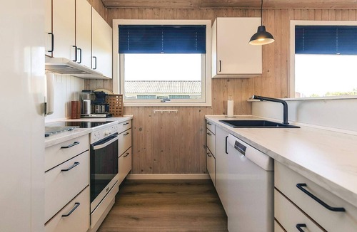 Hasmark Strand House | 8 person holiday home in Otterup