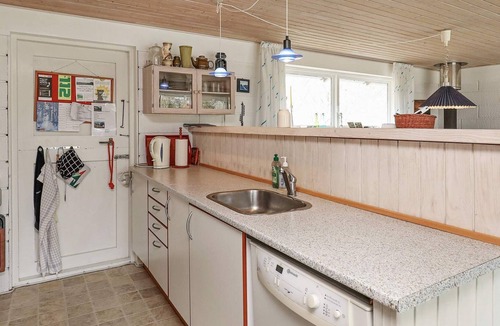 Lihme House | 8 person holiday home in Spøttrup