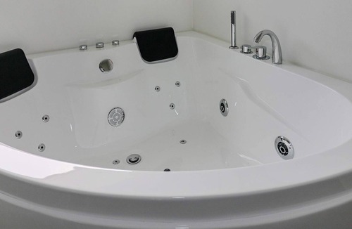 Haslevgarde House | 8 person holiday home in Hadsund