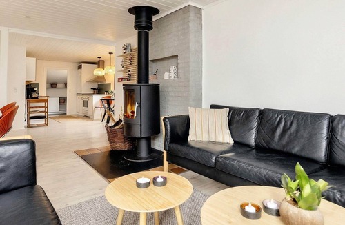 Mosevra House | 8 person holiday home in Oksbøl
