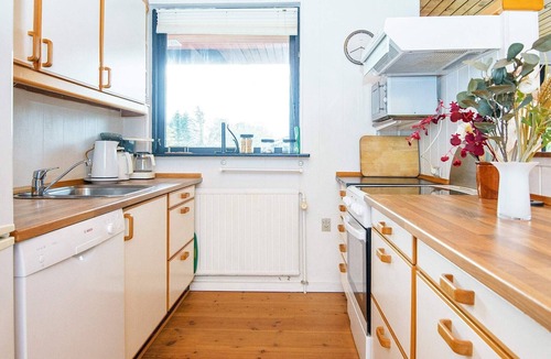 Remmer Strand House | 8 person holiday home in Struer