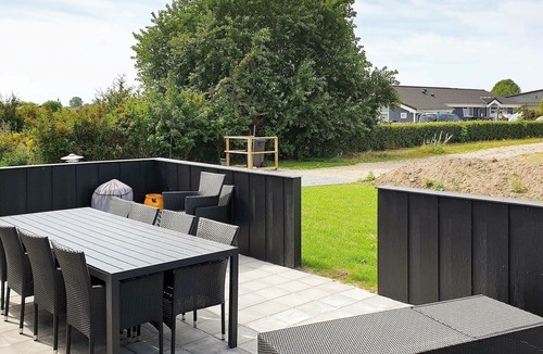 Skovmose House | 8 person holiday home in Sydals