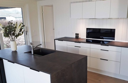 Mommark Strand House | 8 person holiday home in Sydals