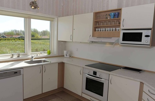 Mommark Strand House | 8 person holiday home in Sydals-By Traum