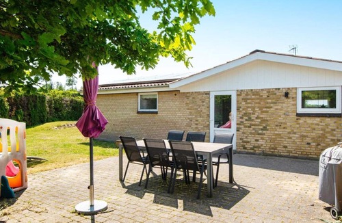 Allingabro House | 8 person holiday home in Alling bro