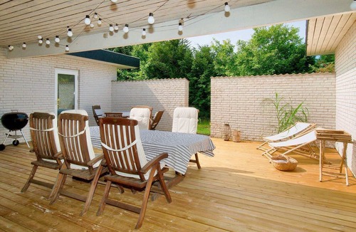 Hoeve Strand House | 8 person holiday home in Asnæs