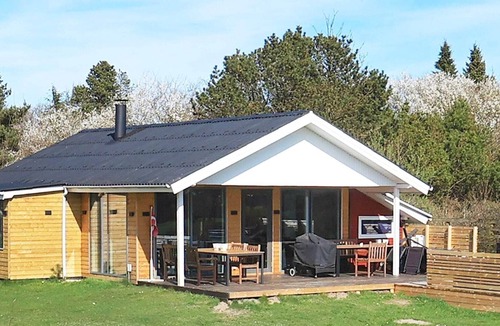 Ertebølle House | 8 person holiday home in Farsø