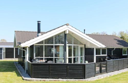 Nørre Hurup House | 8 person holiday home in Hadsund