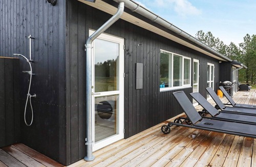 Bratten Strand House | 8 person holiday home in Jerup