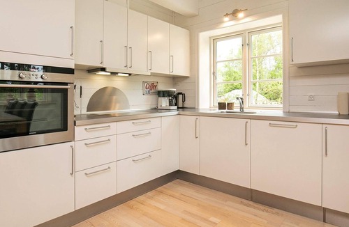 Vestero Havn House | 8 person holiday home in Læsø
