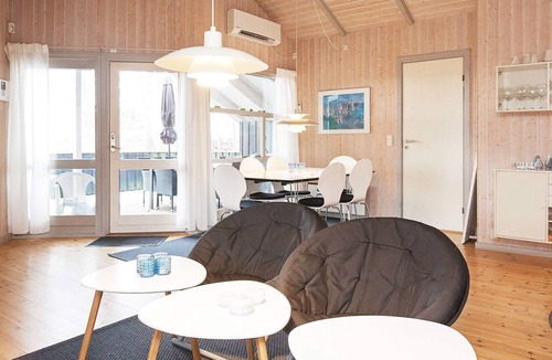 Melby House | 8 person holiday home in Melby