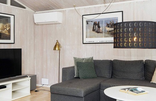 Ronde House | 8 person holiday home in Rønde