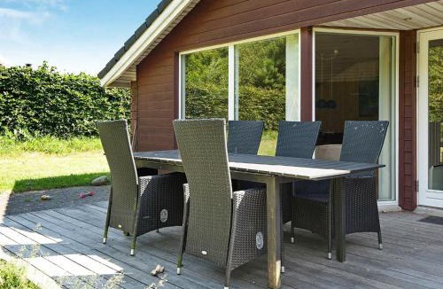 Pøt Strandby House | 8 person holiday home in Juelsminde-By Traum
