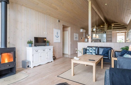 Skaven Strand House | 8 person holiday home in Tarm