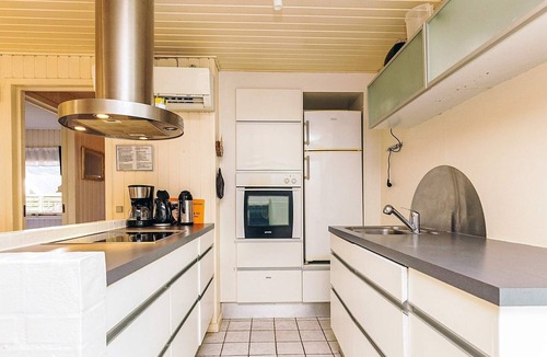 Hou House | 8 person holiday home in Hals-By Traum