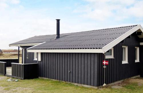 Vrist Strand House | 8 person holiday home in Harboøre