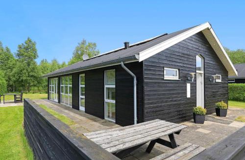 Hou House | 8 person holiday home in Hals-By Traum
