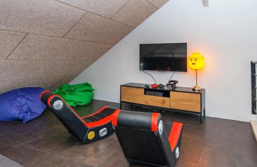 Henne House | 8 person holiday home in Henne