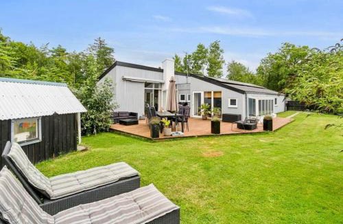 Balka House | 8 person holiday home in Nexø