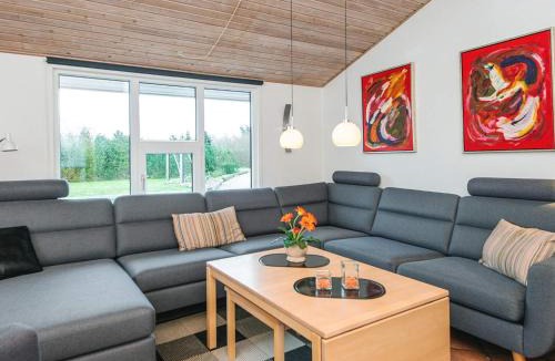 Lodbjerg Hede House | 8 person holiday home in Ringkøbing