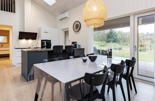 Grønhøj House | 8 person holiday home in Saltum-By Traum