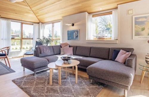 Hulsig House | 8 person holiday home in Skagen-By Traum
