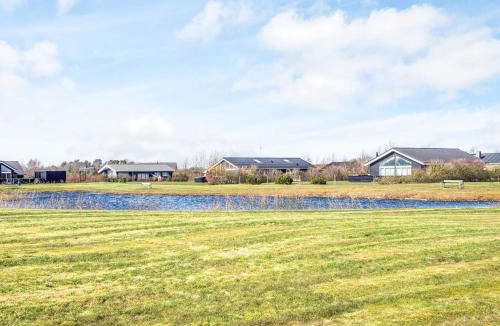 Skaven Strand House | 8 person holiday home in Tarm