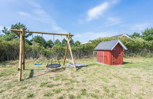 Skaven Strand House | 8 person holiday home in Tarm
