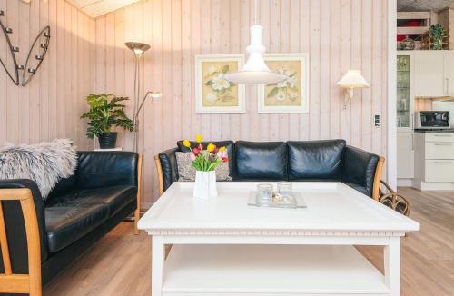 Sønder Nissum House | 8 person holiday home in Ulfborg