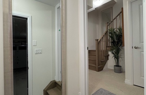 Gormley House | 8 Queen Beds - Ivylea Refined Luxury Estates in Richmond Hill