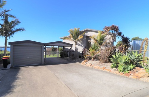 Mallacoota House | 8 Radley Place Mallacoota