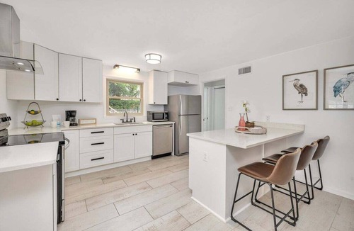 Jekyll Island House | 8 Stewart Lane - 5 Bedrooms with pool!