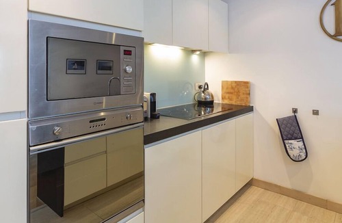 Dartmouth Cottage | 8 The Pottery