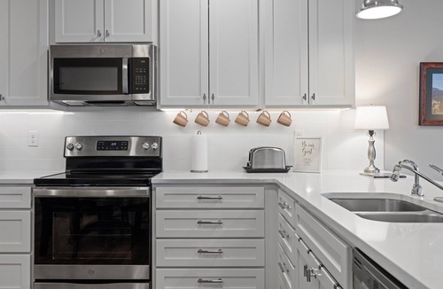 Benton City House | 8 Wineries Within 5 Minutes