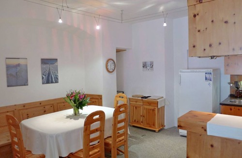Celerina-Schlarigna Apartment | 80 m² Apartment ∙ 2 bedrooms ∙ 4 guests