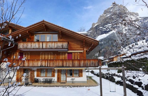 Blausee Apartment | 80 m² Apartment ∙ 2 bedrooms ∙ 4 guests