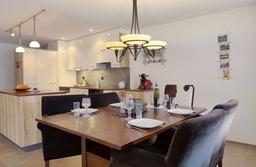 Blausee Apartment | 80 m² Apartment ∙ 1 bedroom ∙ 4 guests