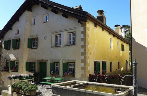 Pontresina Apartment | 80 m² Apartment ∙ 2 bedrooms ∙ 4 guests