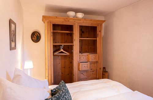 Pontresina Apartment | 80 m² Apartment ∙ 2 bedrooms ∙ 4 guests