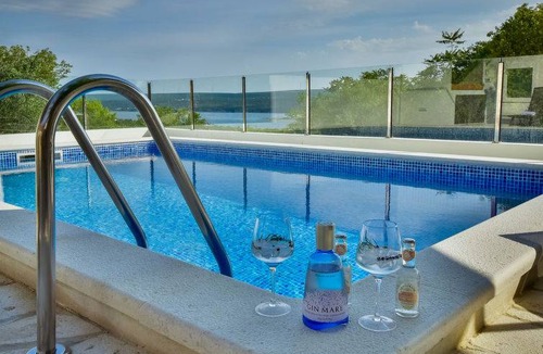 Krusevo House | 80 m² House ∙ 2 bedrooms ∙ 6 guests