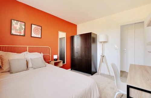 Le Kremlin-Bicetre Resort | 80 m² Private room ∙ 1 bedroom ∙ 5 guests