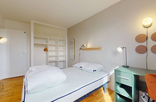 Gennevilliers Resort | 80 m² Private room ∙ 1 bedroom ∙ 2 guests