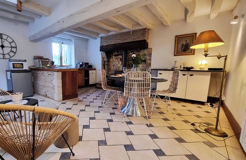 Nohant-Vic Cottage | 800 meters from the George SAND estate, 18th century cottage on the banks of the INDRE river